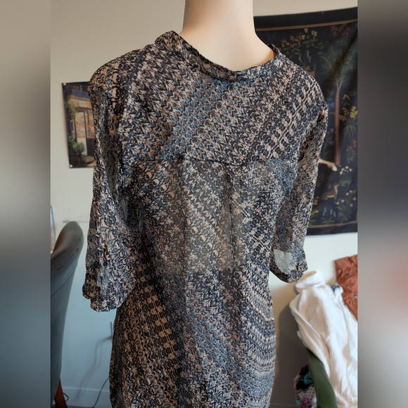 Sheer Asymmetrical Tunic Top Abstract Print Flowy Blouse‎ Lightweight - Picture 5 of 14